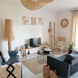 https://un-nid-damour.hotels-rhonealpes.com