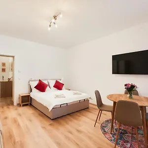 apartment-in-the-heart-ofnext-to-metro.vienna-besthotels.com/
